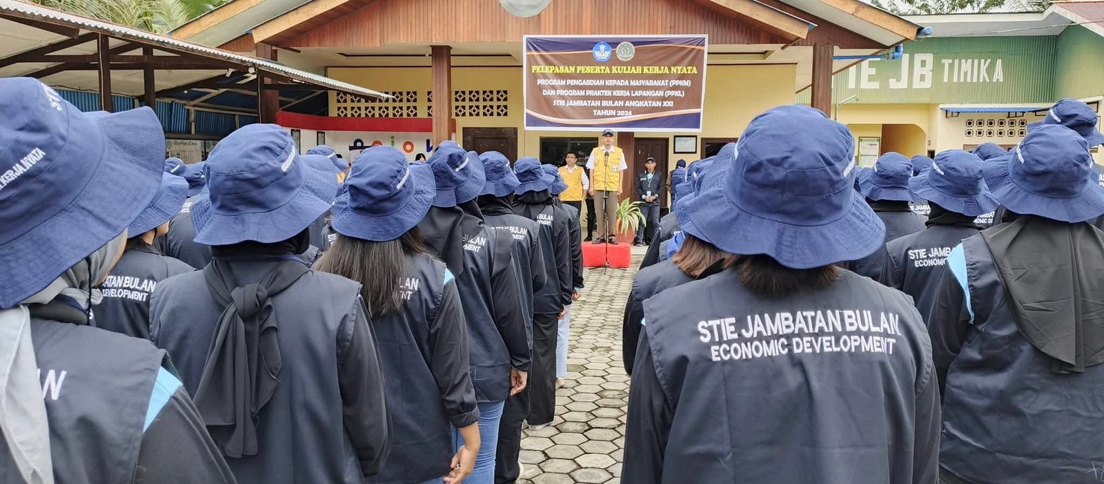 Penarikan KKN Institut Jambatan Bulan
